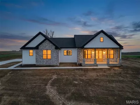 226 Autumn Hallow Ct, Old Monroe, MO 63369