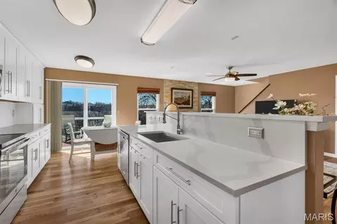 3572 Pearson Pointe Ct, Saint Louis, MO 63129
