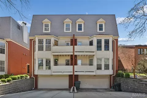 4466 Mcpherson Ave #4A, Saint Louis, MO 63108