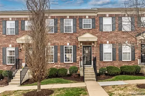 208 Candice Way, Saint Peters, MO 63376