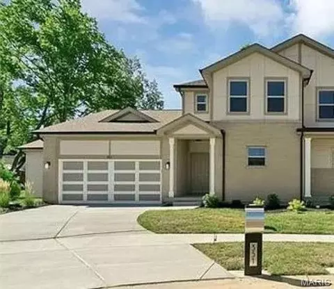 351 Champion Way Dr, Ballwin, MO 63011