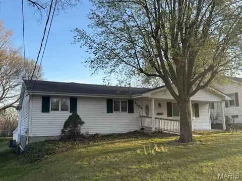 Exterior - 1105 James St, Washington, MO 63090 photo 1 of 2