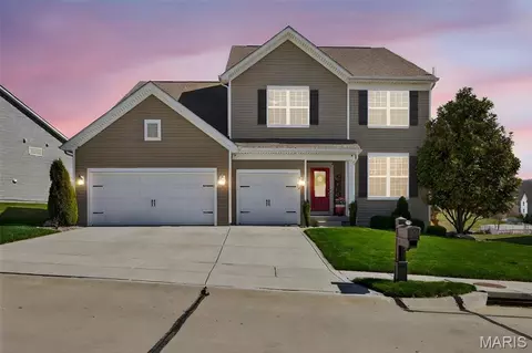 2648 Preston Woods Trl, Lake Saint Louis, MO 63367