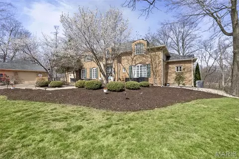 1383 Ivey Brook Lane Ln, Lebanon, IL 62254