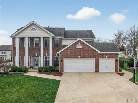 32 Lemhi Pass Ct, Dardenne Prairie, MO 63368