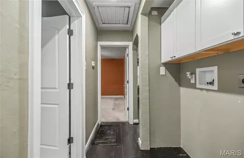 Entry Way - 709 E 6th St, Rolla, MO 65401 photo 2 of 3