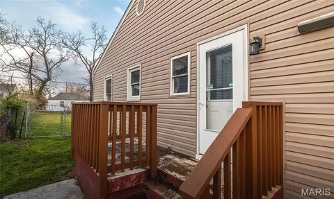 Exterior - 709 E 6th St, Rolla, MO 65401 photo 3 of 7