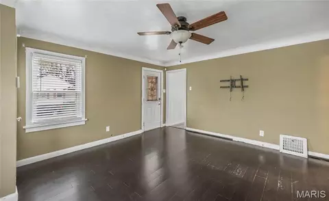 Living - 709 E 6th St, Rolla, MO 65401 photo 3 of 3