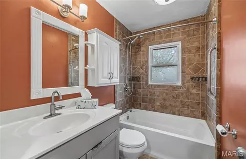 Bath - 709 E 6th St, Rolla, MO 65401 photo 1 of 1