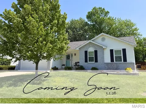 1220 Begonia Dr, O'fallon, MO 63366