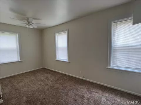Bedroom - 213 Macarthur St, Washington, MO 63090 photo 5 of 5