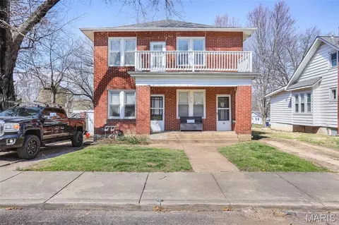 213 Macarthur St, Washington, MO 63090