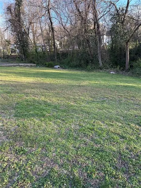 421 Deno St, De Soto, MO 63020