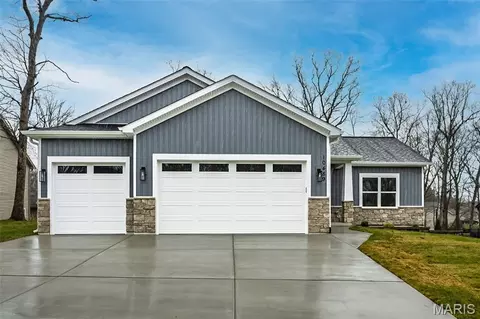10489 Walnut Ln, Foristell, MO 63348