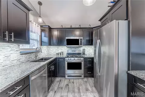 Kitchen - 1962 Birchwood Dr, Barnhart, MO 63012 photo 1 of 2