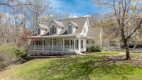 Exterior - 136 Crescent Bluff Dr, Eureka, MO 63025 photo 13 of 13
