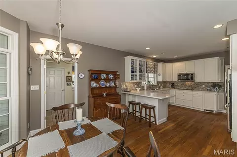 Kitchen - 136 Crescent Bluff Dr, Eureka, MO 63025 photo 4 of 4