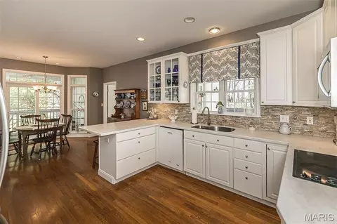 Kitchen - 136 Crescent Bluff Dr, Eureka, MO 63025 photo 1 of 4
