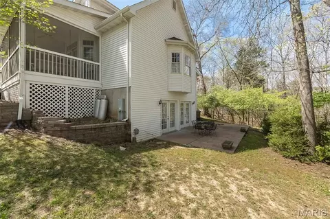 Exterior - 136 Crescent Bluff Dr, Eureka, MO 63025 photo 9 of 13