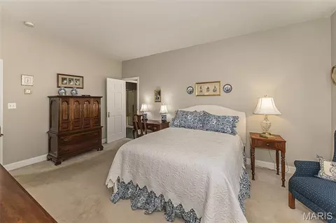 Bedroom - 136 Crescent Bluff Dr, Eureka, MO 63025 photo 3 of 7
