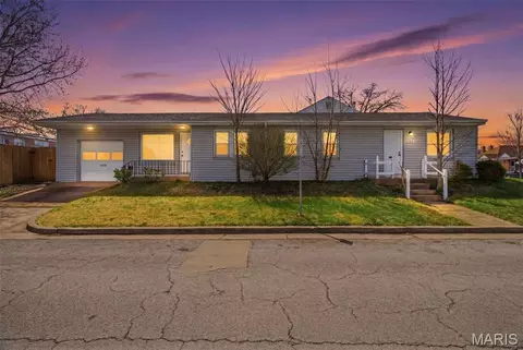 5424 Marquette Ave, Saint Louis, MO 63139