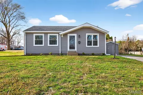 2643 Bonniebrook Dr, Maryland Heights, MO 63043