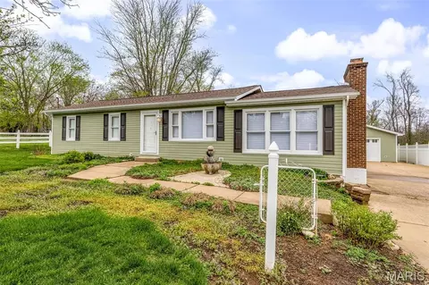 9192 Patricia Ln, Pevely, MO 63070