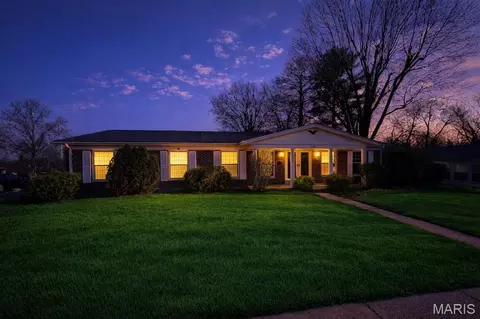 3435 Saint Catherine St, Florissant, MO 63033
