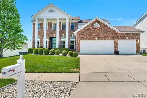 315 Buckington St, Saint Peters, MO 63376