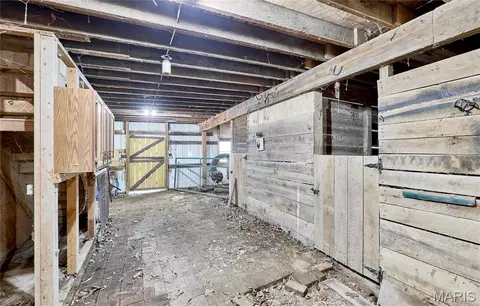 Entry Way - 29086 State Highway Aa, Wright City, MO 63390 photo 4 of 5