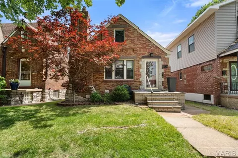 5724 Rosa Ave, Saint Louis, MO 63109