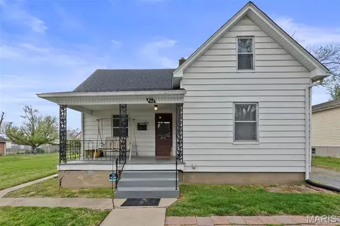 617 S Pacific St, Cape Girardeau, MO 63703