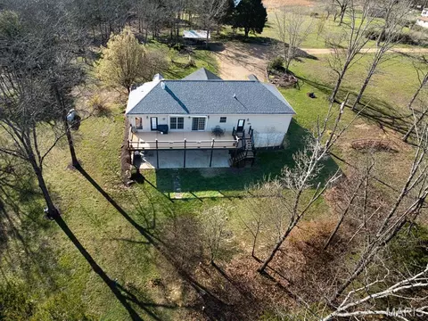 19855 19 Hwy, Steelville, MO 65565