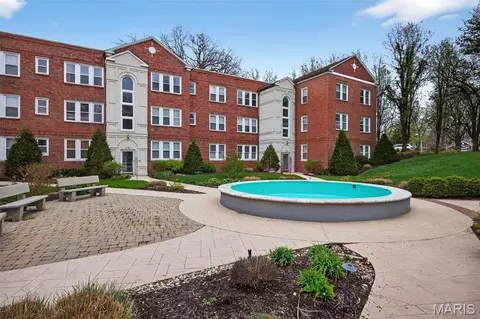 7745 Kingsbury Blvd #22, Saint Louis, MO 63105