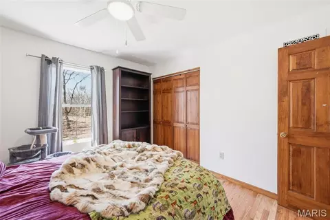 Bedroom - 724 River Trails Rd, Union, MO 63084 photo 4 of 8