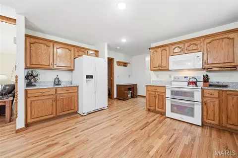 Kitchen - 724 River Trails Rd, Union, MO 63084 photo 1 of 3