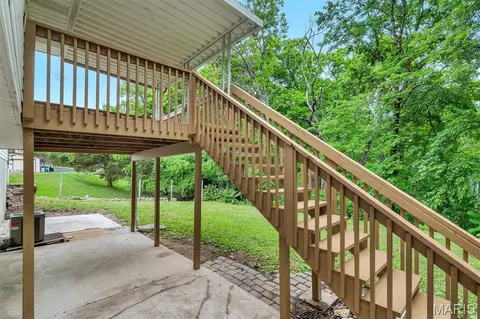 Exterior - 1678 Elizabeth Dr, Arnold, MO 63010 photo 6 of 9
