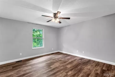 Bedroom - 1678 Elizabeth Dr, Arnold, MO 63010 photo 2 of 4