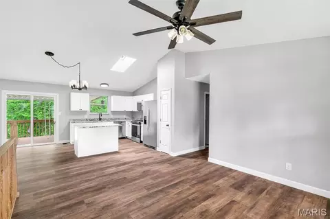 Entry Way - 1678 Elizabeth Dr, Arnold, MO 63010 photo 1 of 3