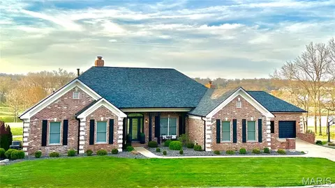 550 Inverrary Ct, Eureka, MO 63025