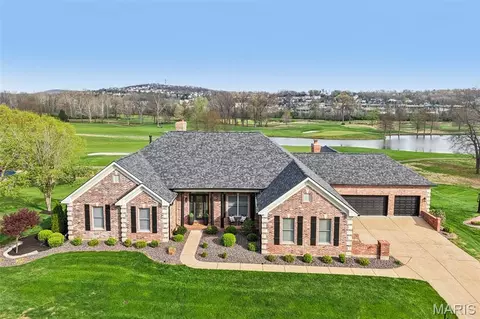 550 Inverrary Ct, Eureka, MO 63025