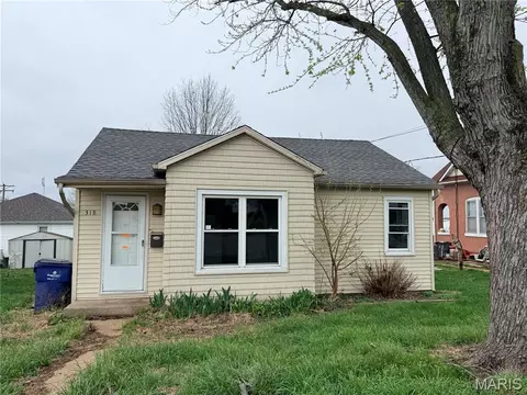 318 Central Ave, Union, MO 63084