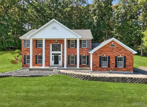 539 Mcbride Pointe Dr, Wildwood, MO 63011