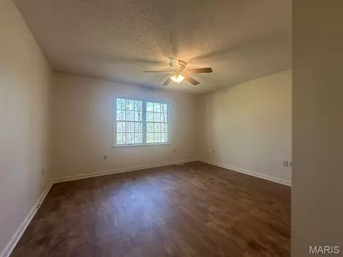 Bedroom - 17173 E Cedar Hills Dr, Dexter, MO 63841 photo 5 of 6