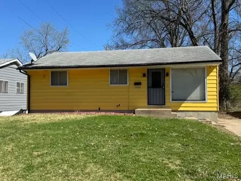 10746 Glen Garry Rd, Saint Louis, MO 63137