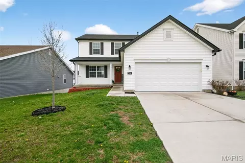 314 Dropseed Dr, Wentzville, MO 63385