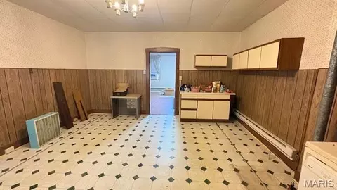 322 E Davis St, Saint Louis, MO 63111 photo 5