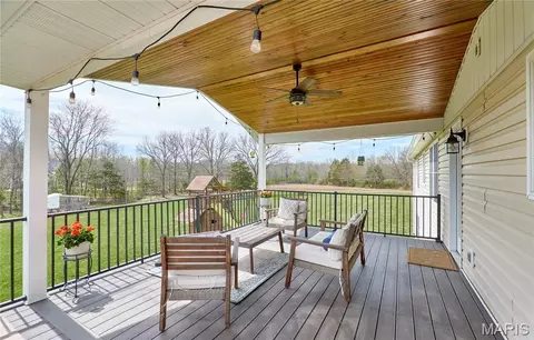 Exterior - 110 Bruning Ln, Troy, MO 63379 photo 2 of 11