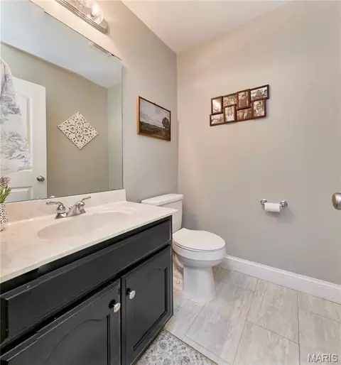 Bath - 110 Bruning Ln, Troy, MO 63379 photo 5 of 5
