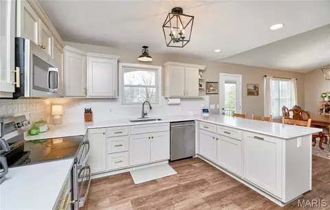 Kitchen - 110 Bruning Ln, Troy, MO 63379 photo 1 of 3